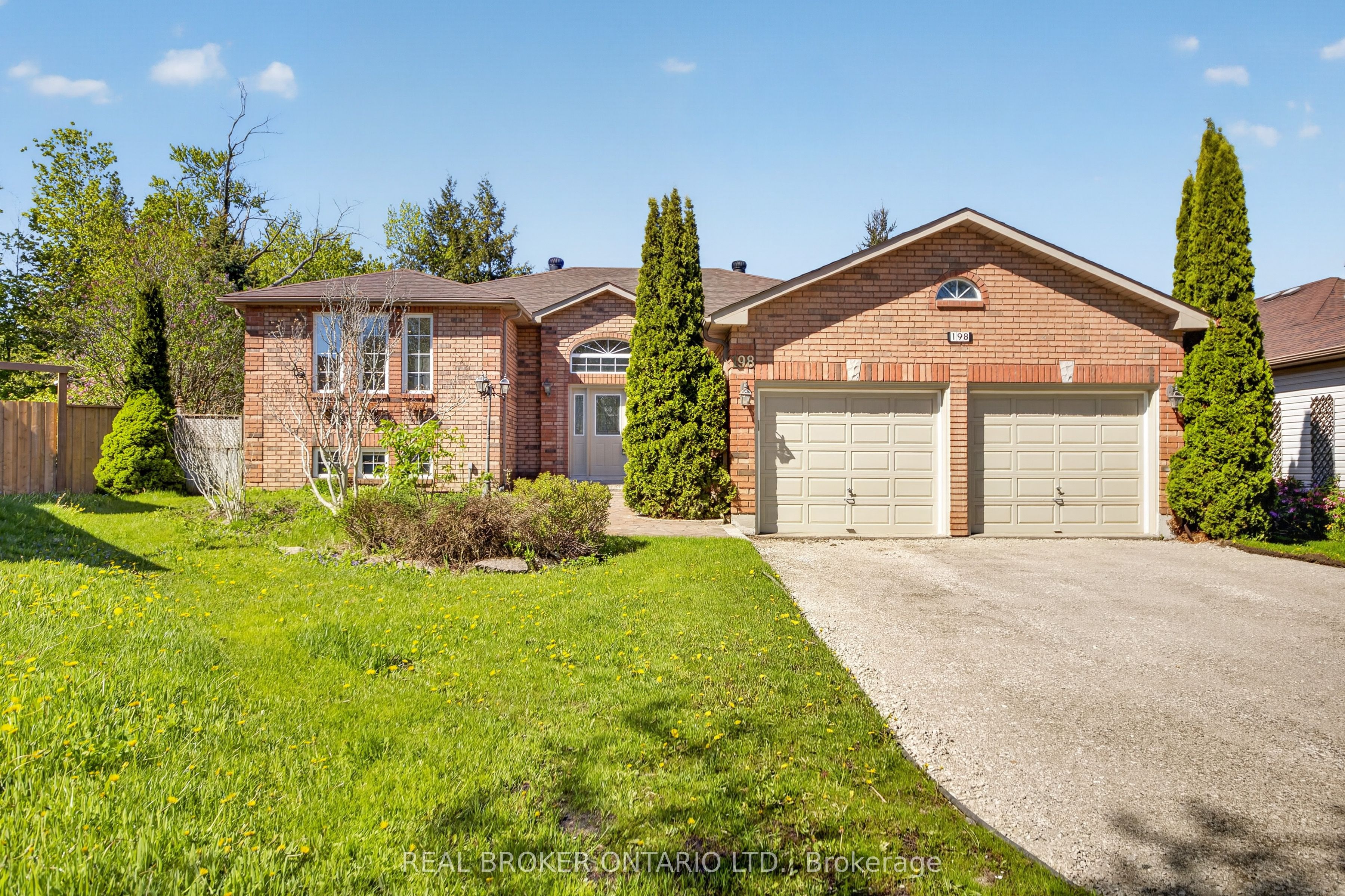 198 Columbia Road, Barrie, ON, L4N 8C9