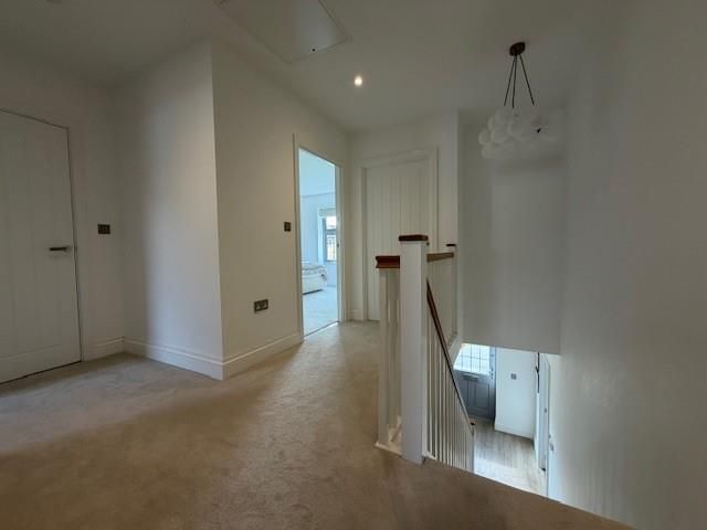 Additional image 25 of 5 bed property to rentSulis Down, Bath BA2
