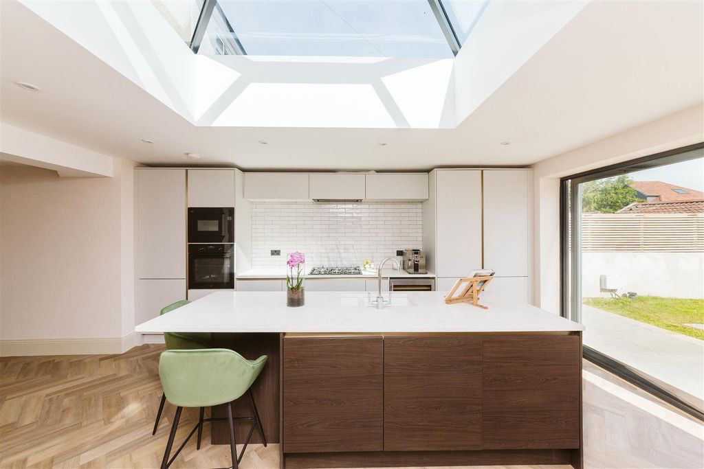 Additional image 8 of 4 bed maisonette for saleLinden Road, Westbury Park, Bristol BS6