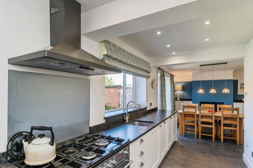 Additional image 4 of 4 bed detached house for saleBryn Coch Lane, Mold, Flintshire CH7