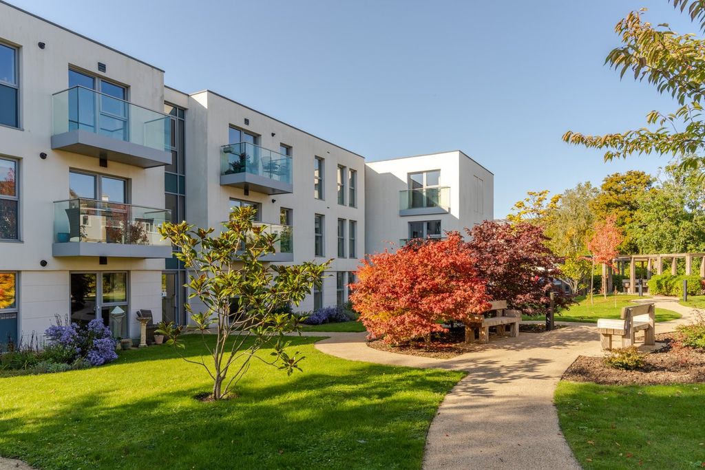 Additional image 18 of 1 bed property for saleLansdown Road, Cheltenham GL50