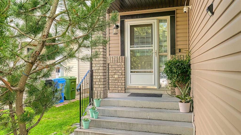 Additional image 2 of 54 Saddlecreek Crescent NE, Calgary, AB, T3J 4R9