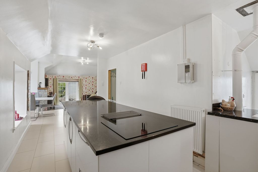 Additional image 10 of 4 bed detached bungalow for saleNether Auchlinsky Cottage, Dollar FK14