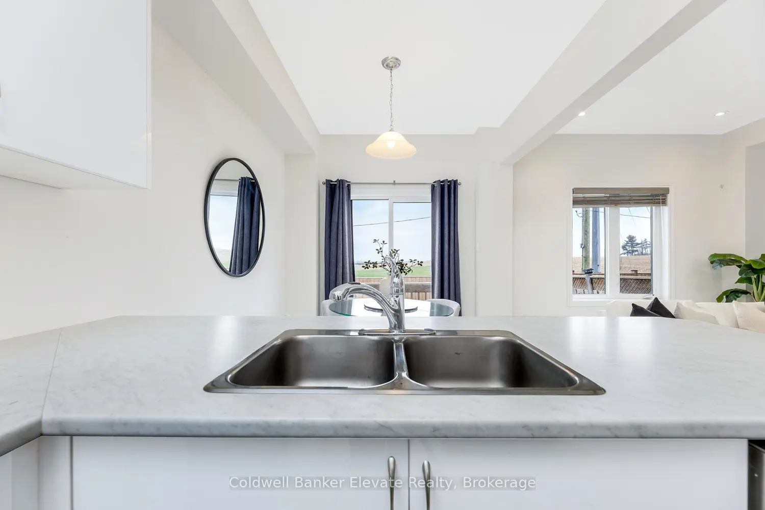108 Flagg Avenue photo 4