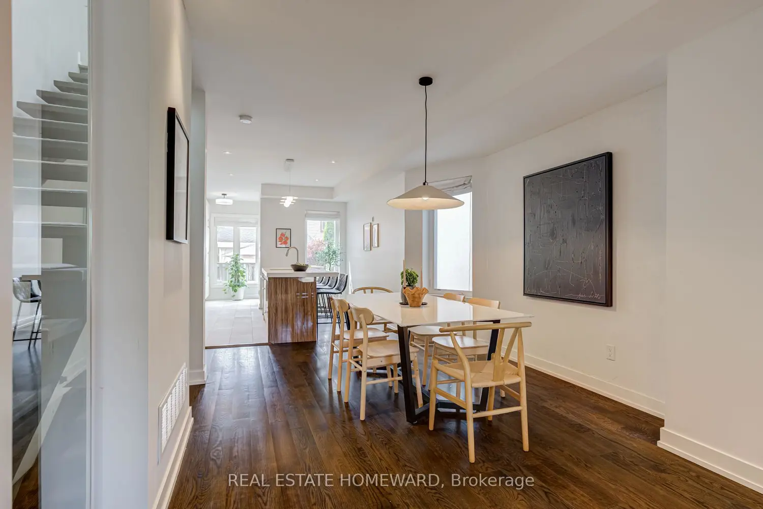 44 Ashdale Avenue photo 4