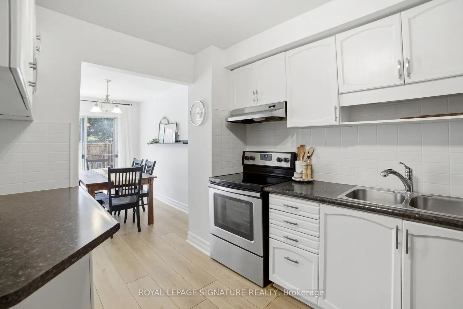 Additional image 7 of 1 Royalwood Court 15