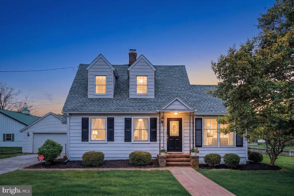 529 Clinton Street, Delaware City, DE 19706
