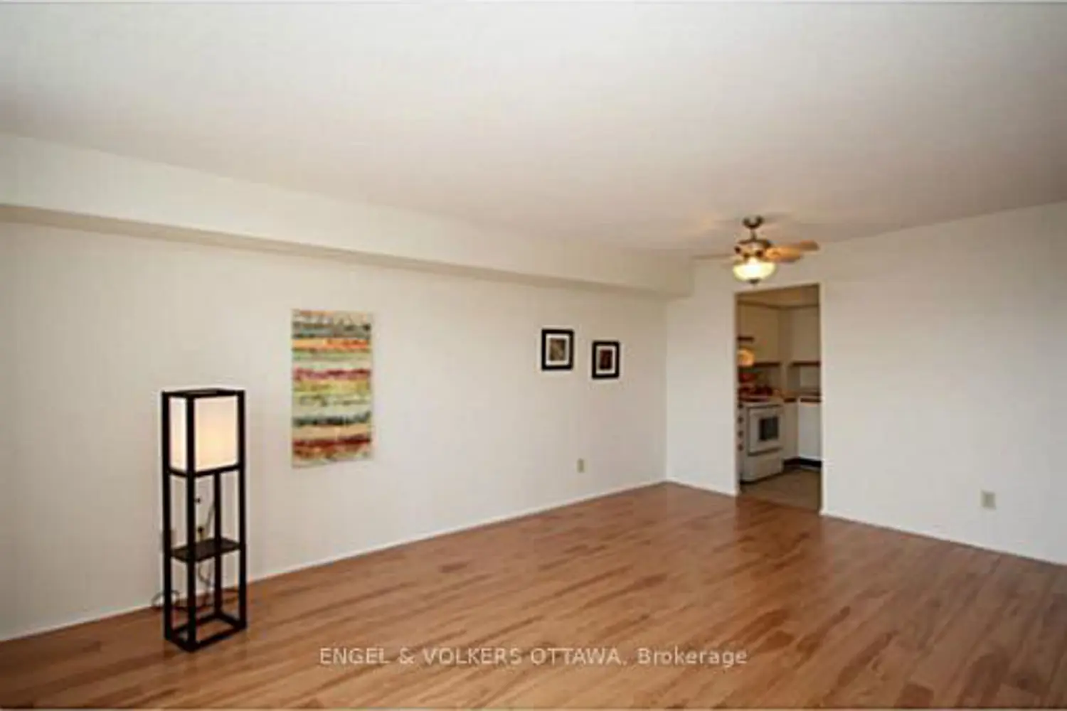 1025 Grenon Avenue 409 photo 2