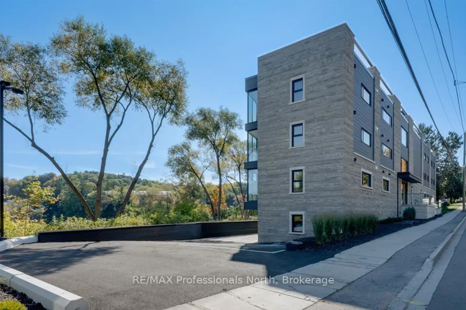 Additional image 12 of 32 Brunel Road 105