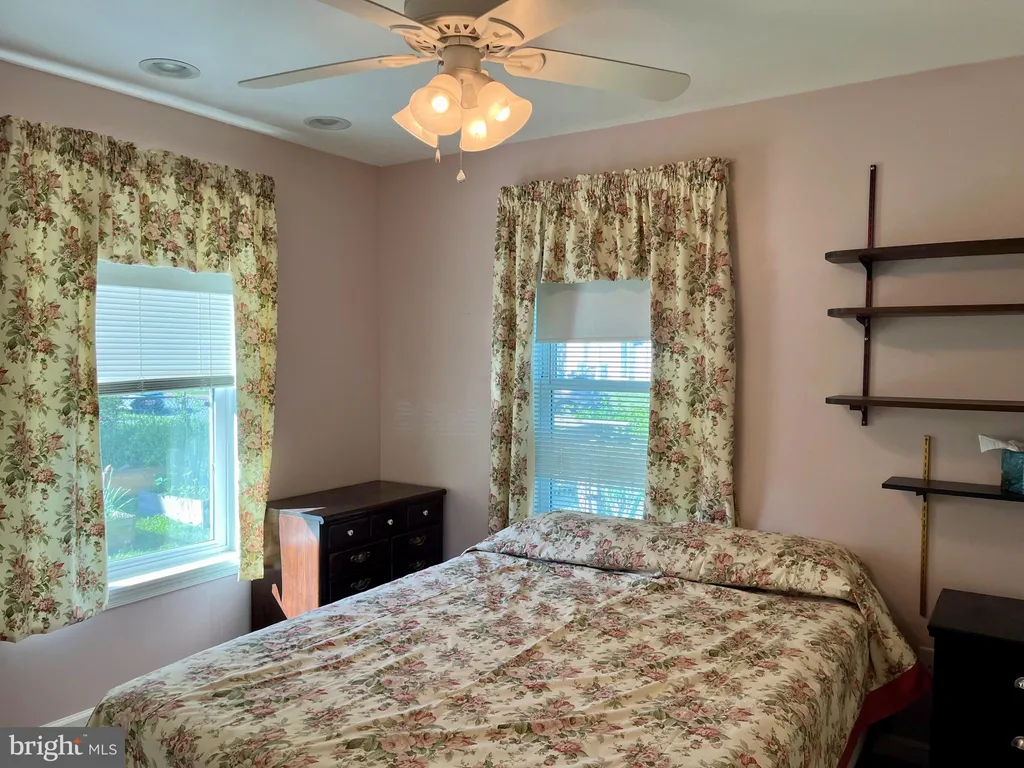 Additional image 10 of 870 Broadfield Dr, Newark, DE 19713
