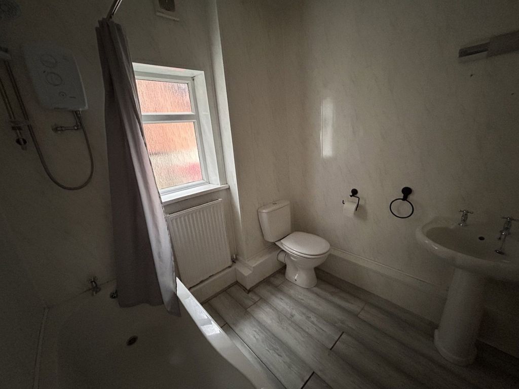 Additional image 5 of 1 bed flat to rentLondon Road, Neath SA11