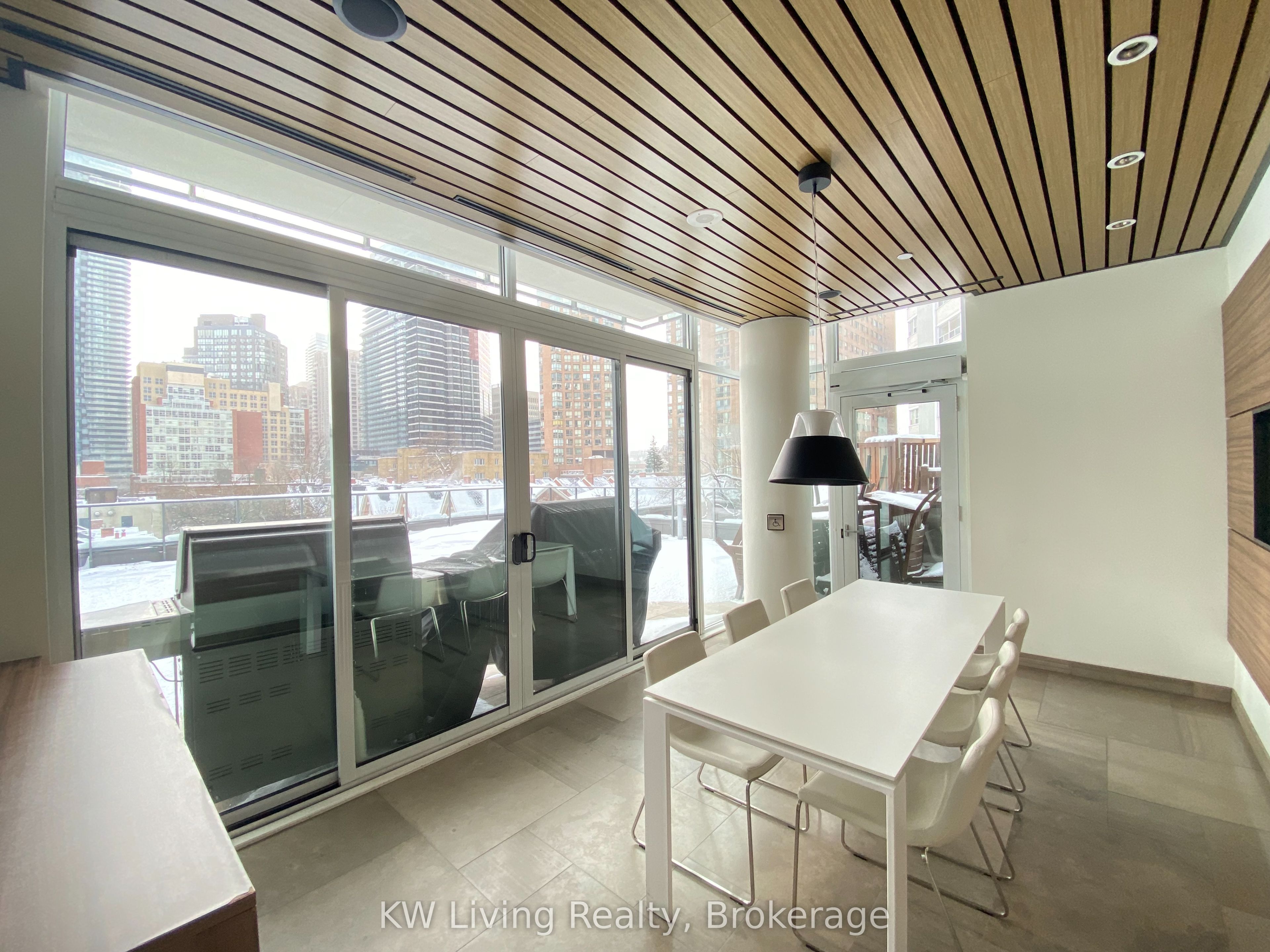 Additional image 4 of 306-75 St Nicholas Street, Toronto, ON, M4Y 0A5