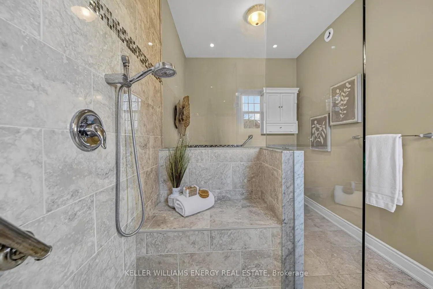 Additional image 14 of 821 Hudson Street