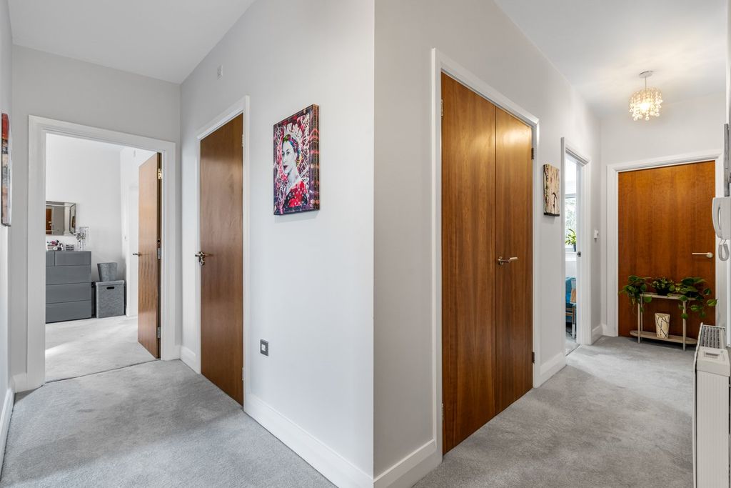 Additional image 14 of 2 bed flat for saleHartley Court, Pittville Circus Road, Pittville, Cheltenham GL52