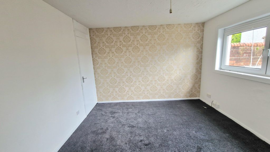 Additional image 4 of 4 bed town house to rentAvon Court, Falkirk FK1
