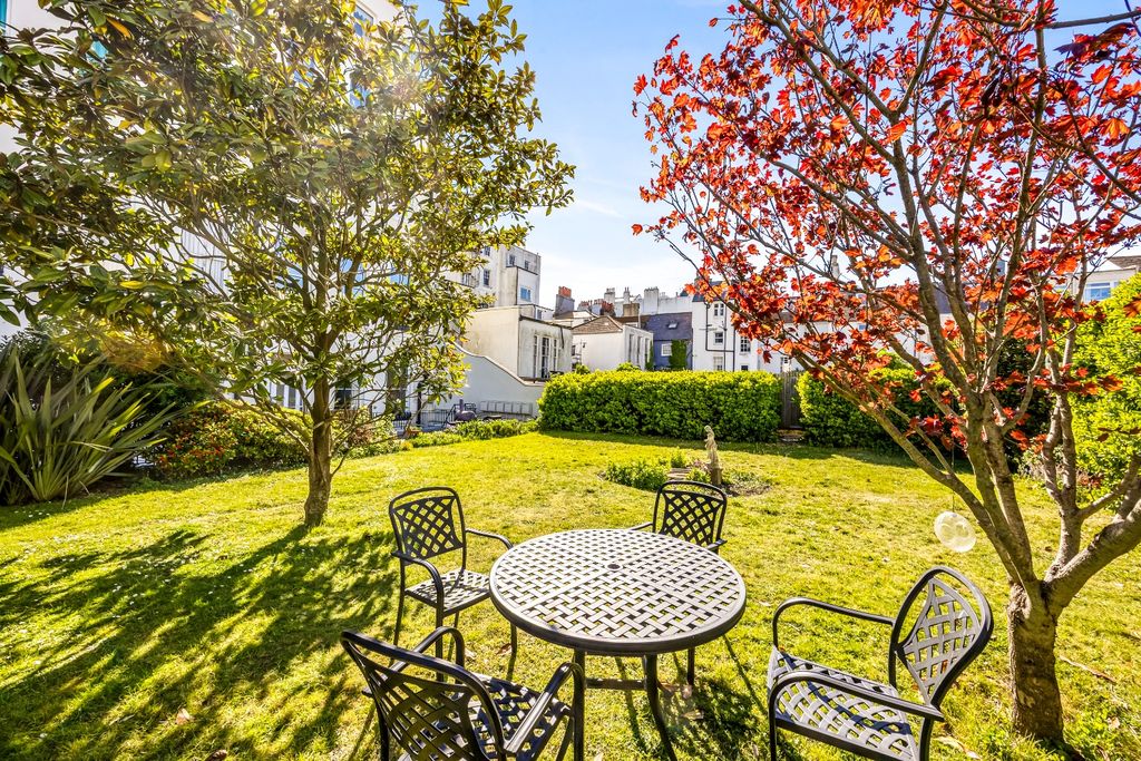 Additional image 25 of 2 bed flat for saleMarine Parade, Brighton, East Sussex BN2