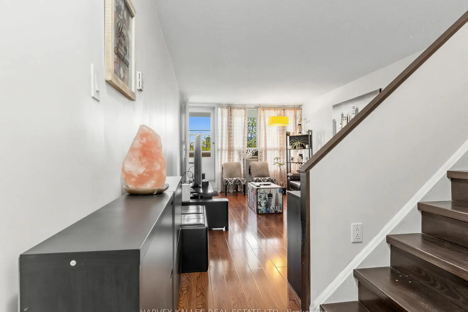 Additional image 4 of 55 Sunny Glenway 310