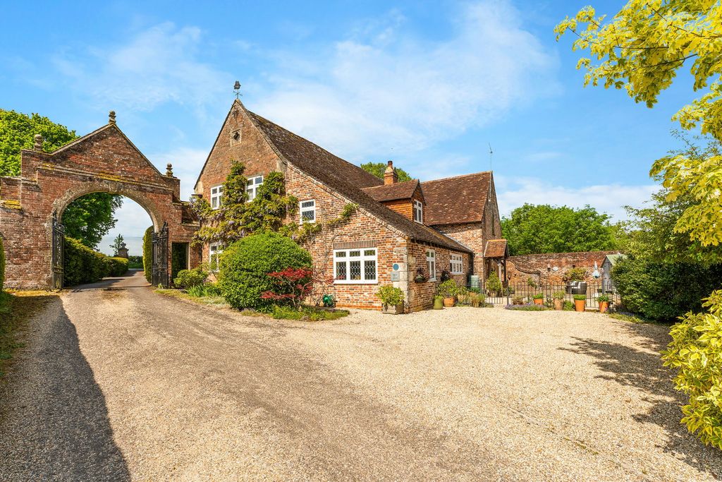Additional image 7 of 4 bed detached house to rentStock Lane, Landford, Salisbury SP5
