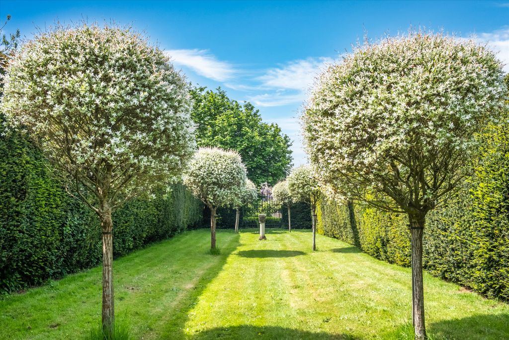 Additional image 19 of 8 bed detached house for saleHigh Street, Penshurst, Tonbridge TN11