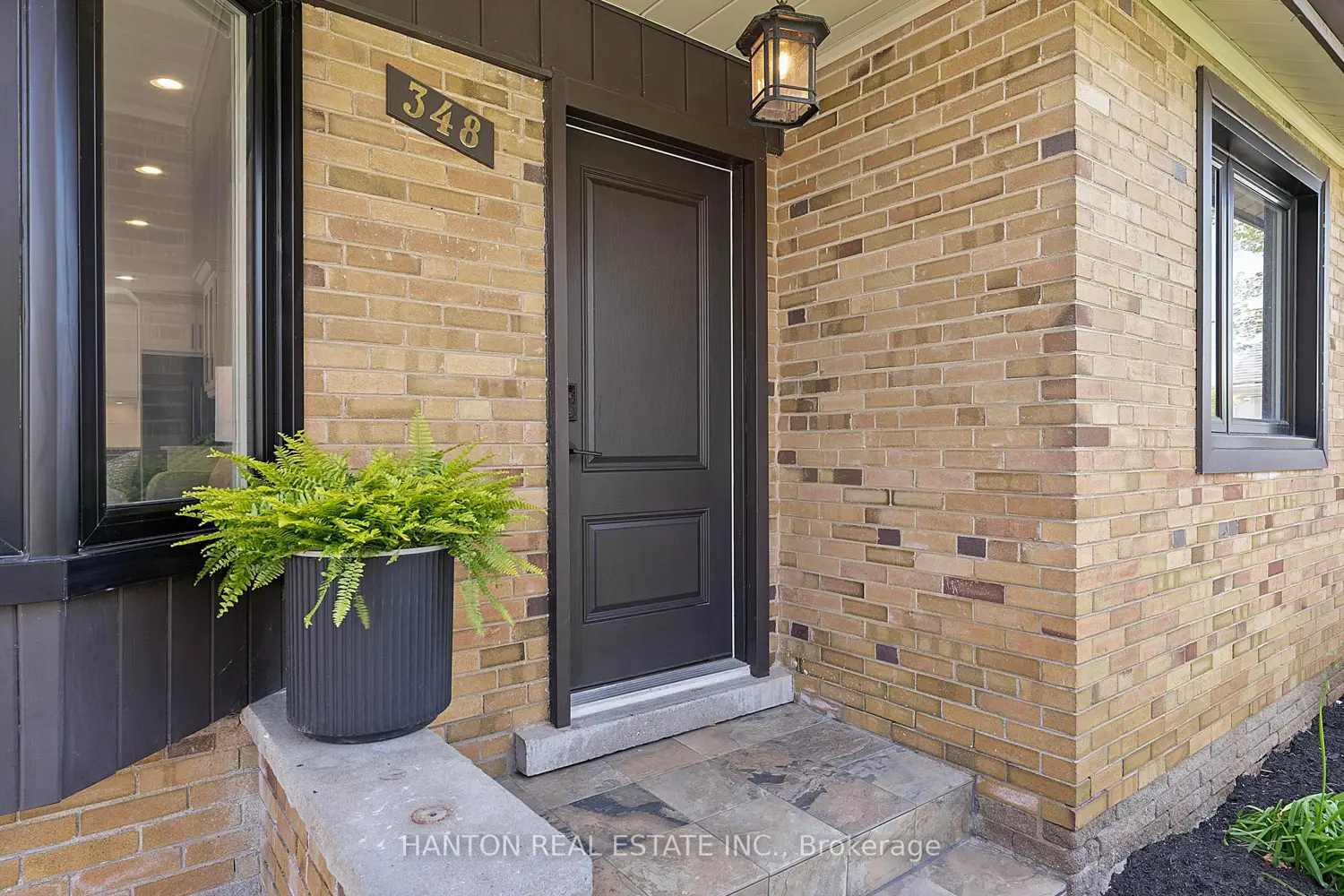 348 Mountainview Drive photo 2