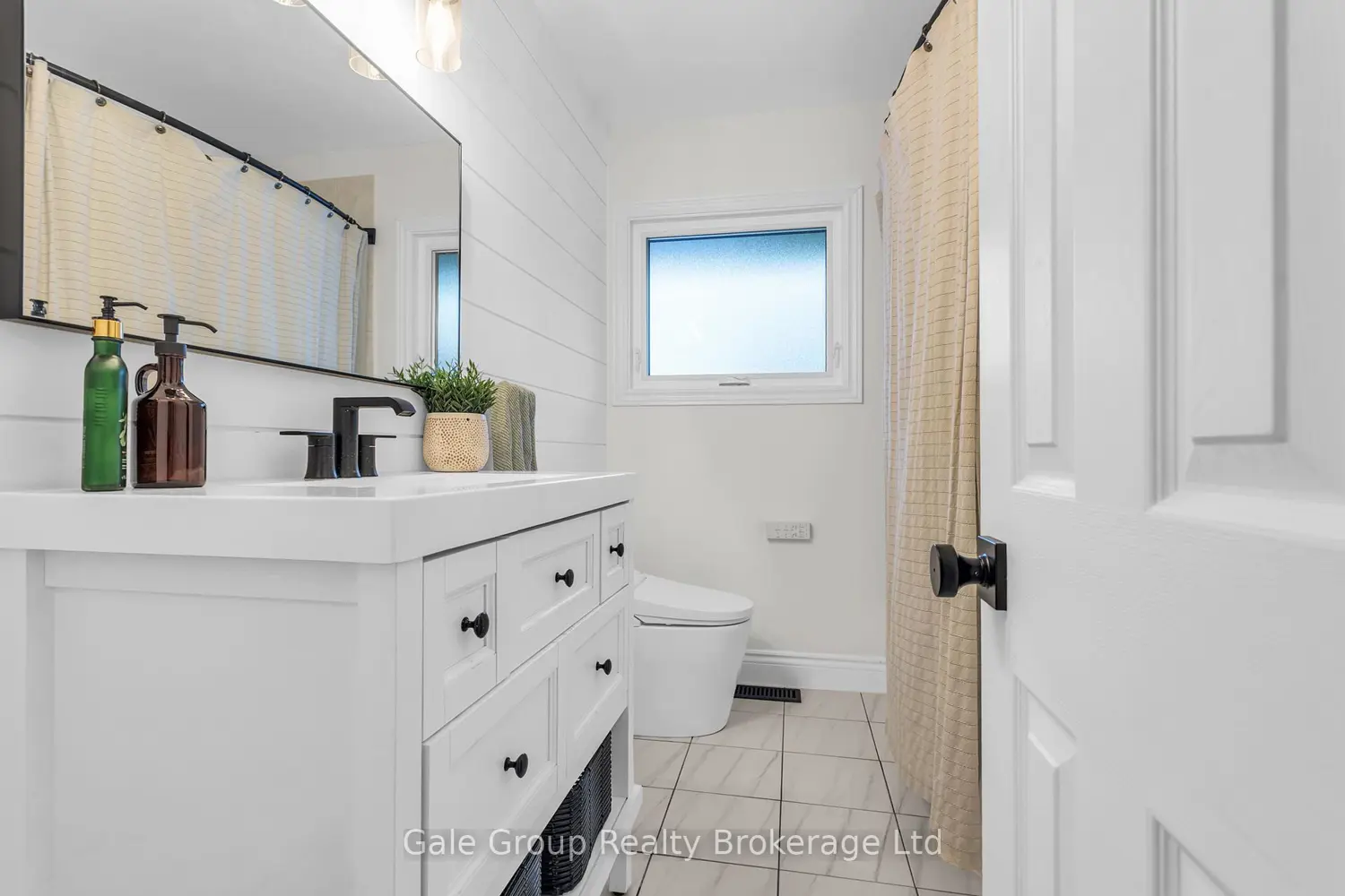 Additional image 6 of 9 Strathcona Drive