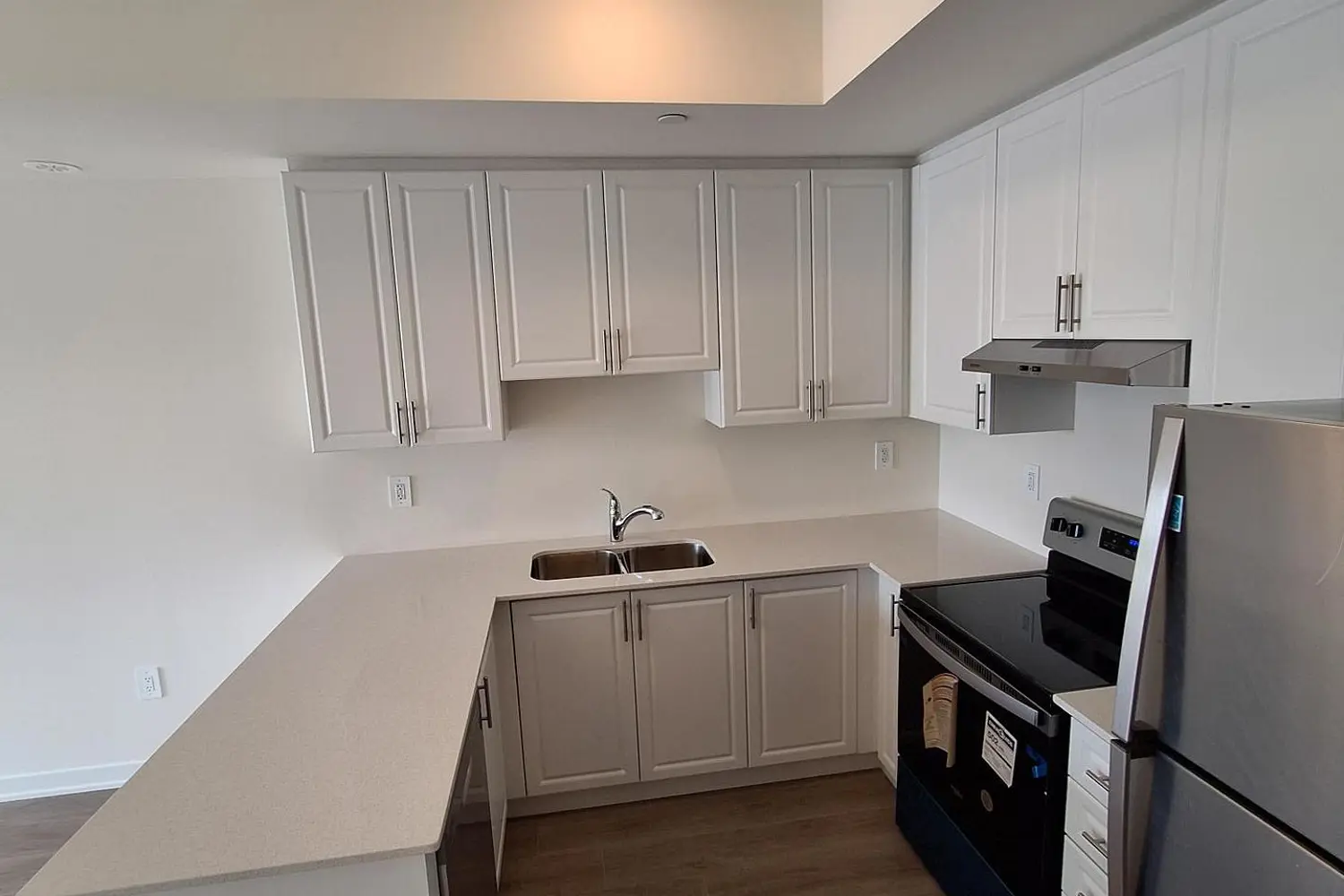 Additional image 3 of 1695 Dersan Street 304