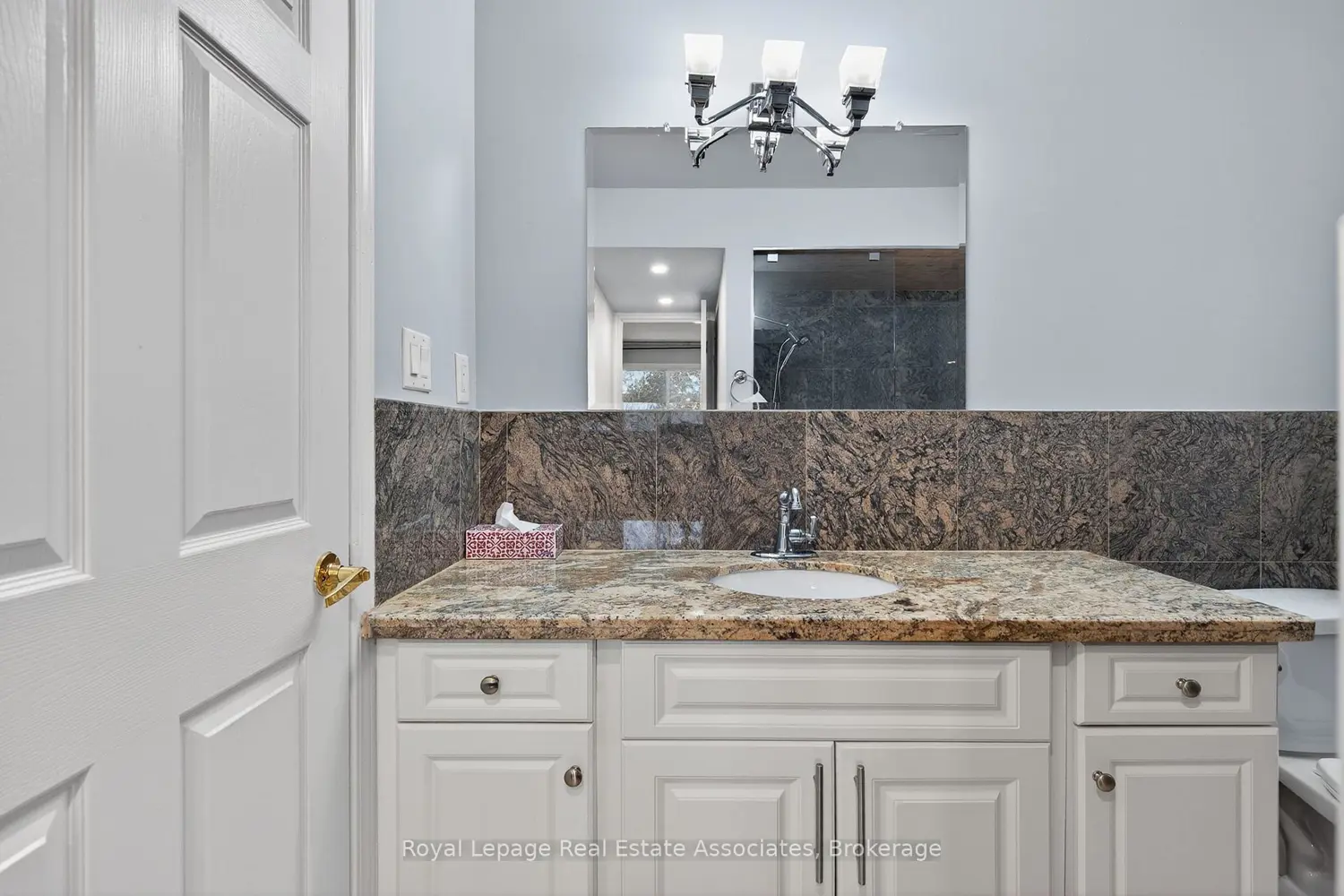 Additional image 17 of 5623 Haddon Hall Road