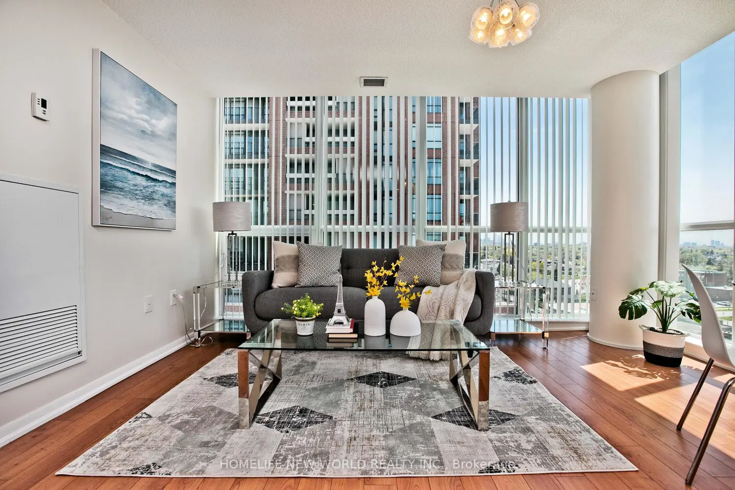 Additional image 4 of 830 Lawrence Avenue 836