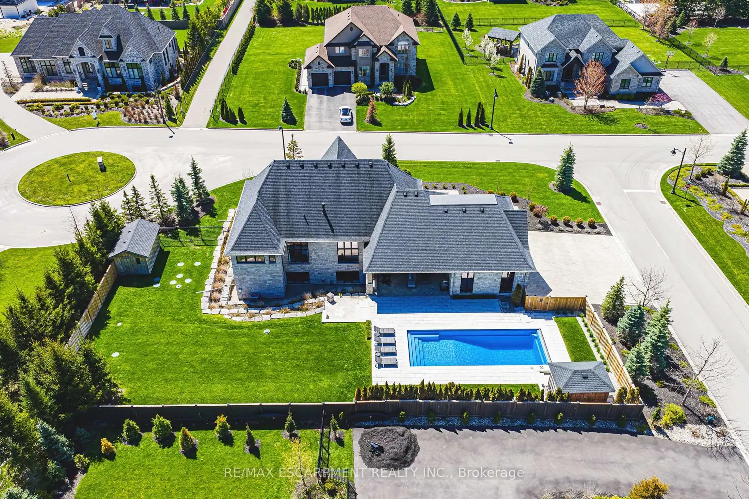 Additional image 17 of 38 Visser Drive