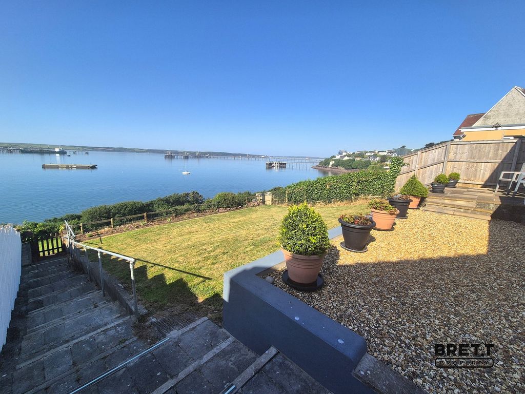 Additional image 16 of 4 bed detached house to rent14 Pointfields Crescent, Hakin, Milford Haven, Pembrokeshire. SA73
