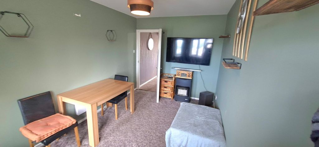 2 bed flat to rentMain Street, Pembroke SA71