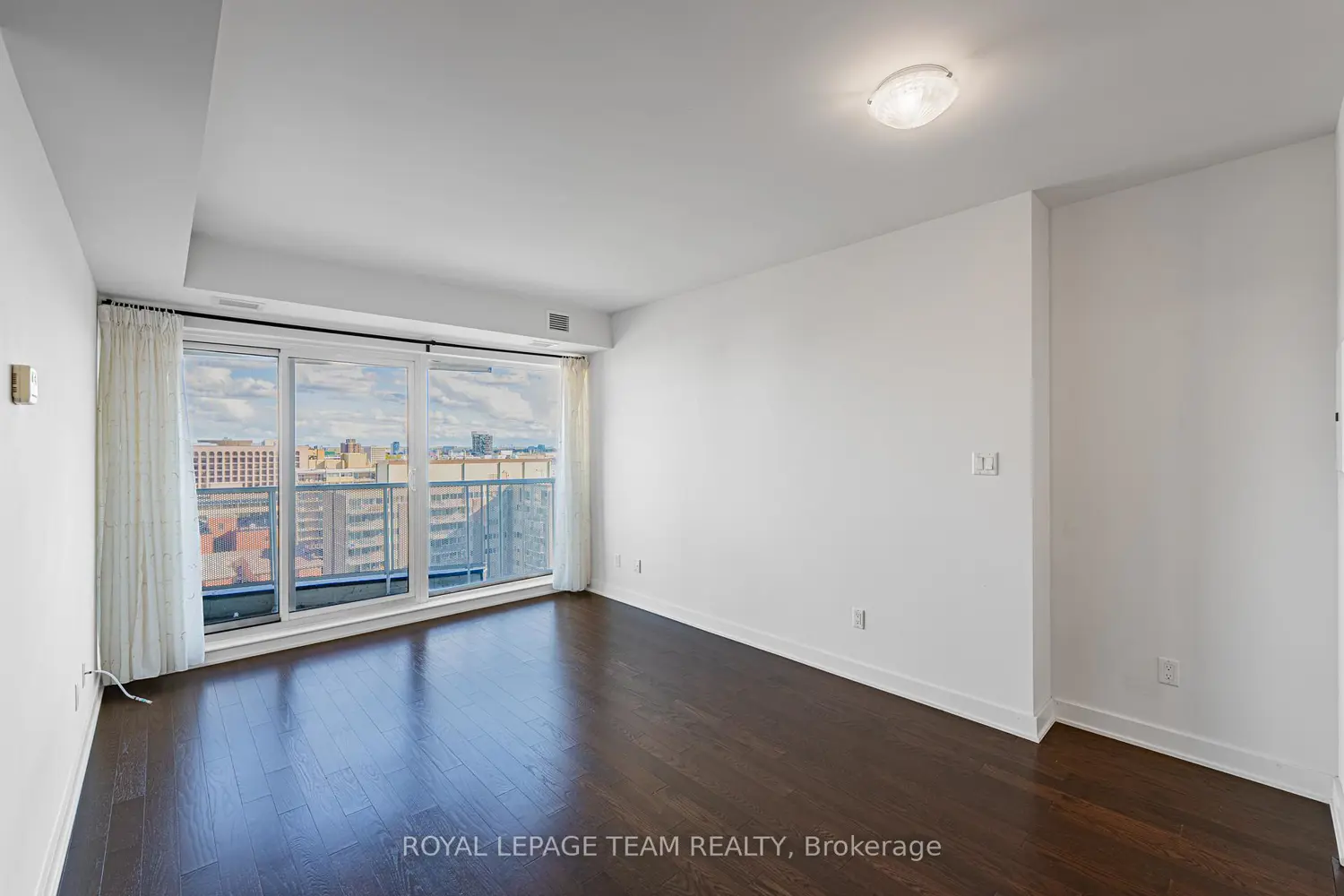 Additional image 7 of 40 Nepean Street 1306