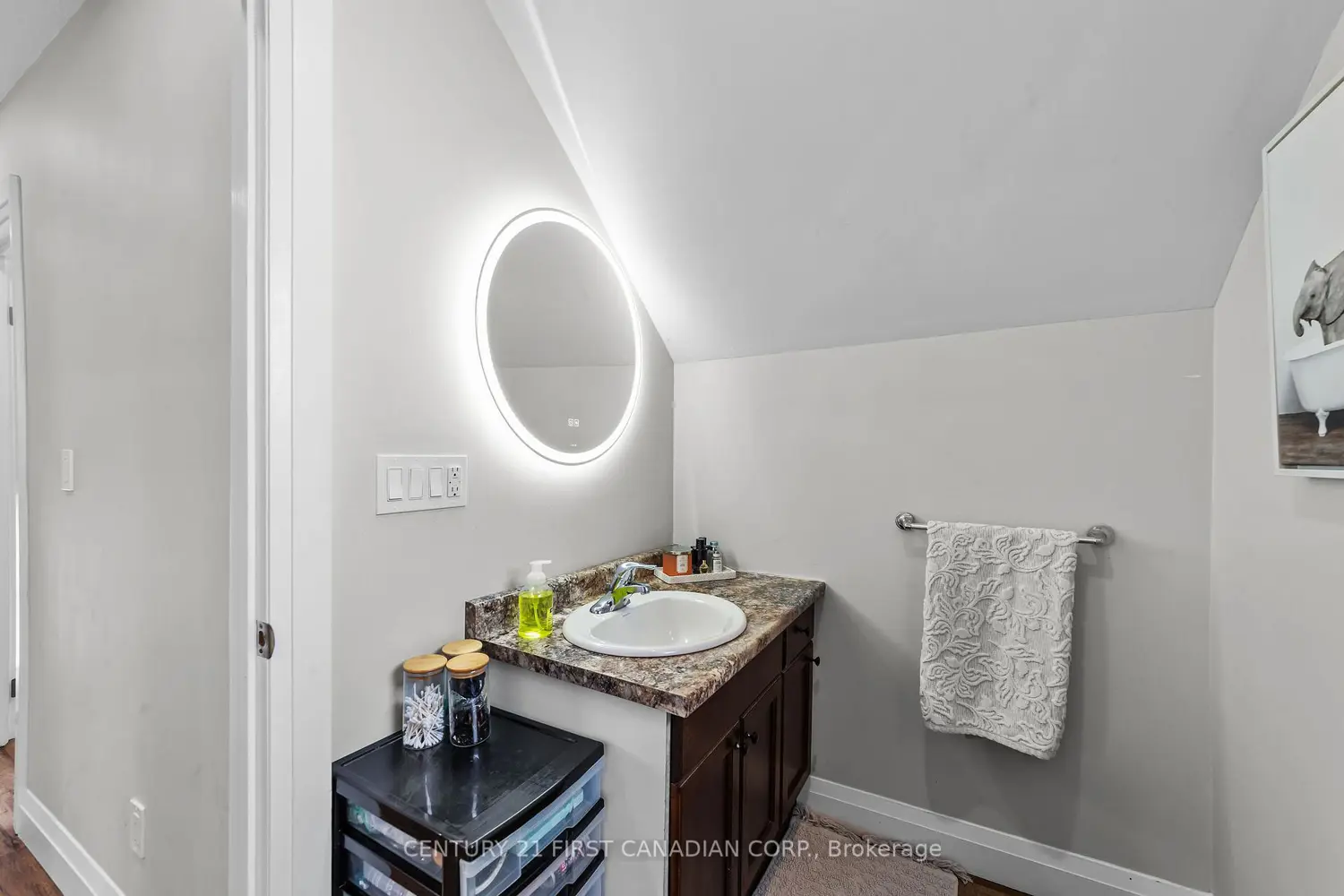 Additional image 9 of 474 Woodman Avenue