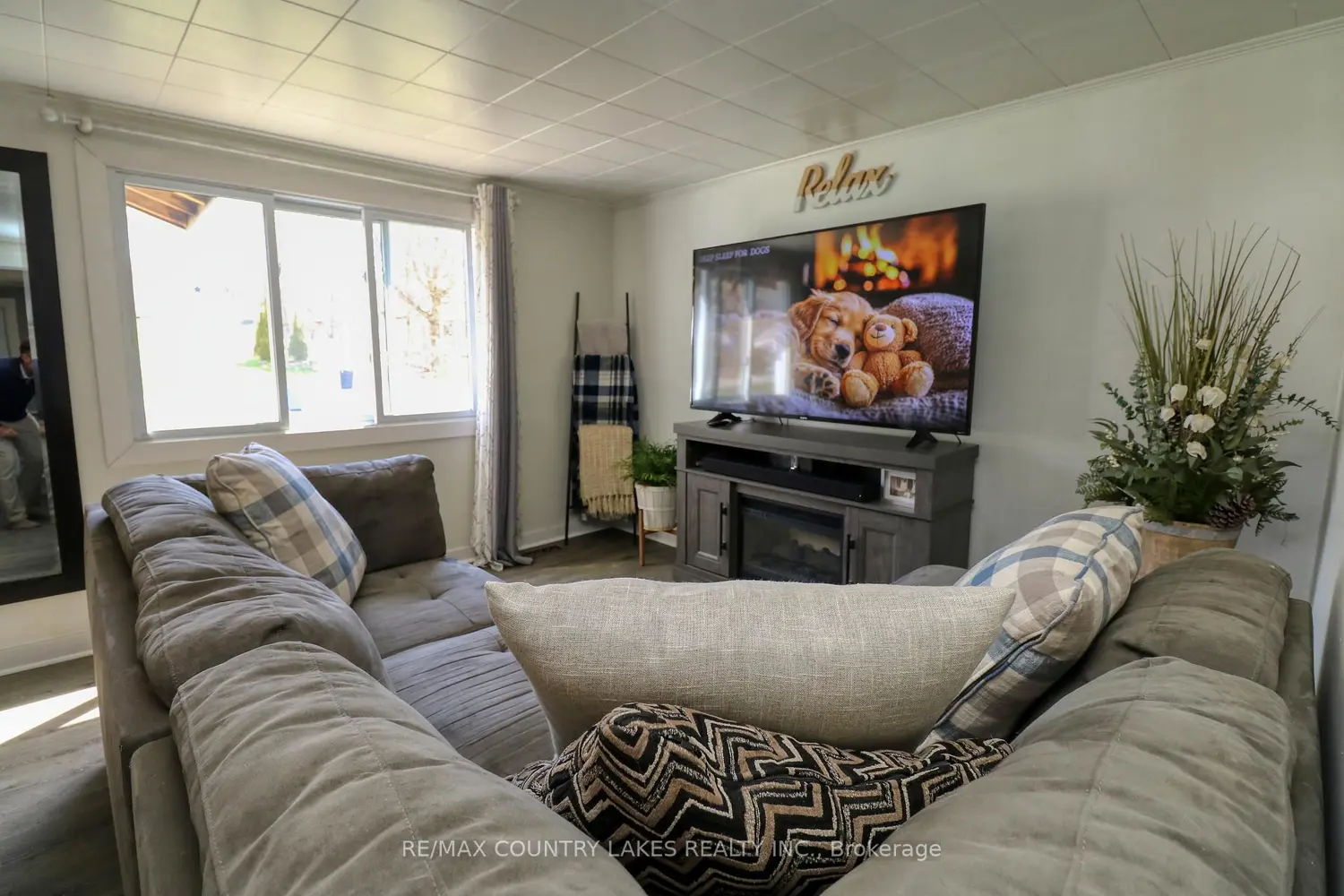 Additional image 8 of 945 First Street