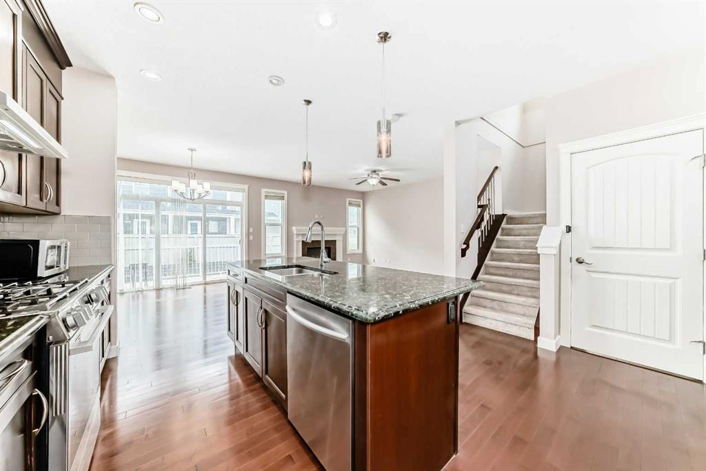 Additional image 6 of 101 Redstone Drive NE, Calgary, AB, T3N 0N2