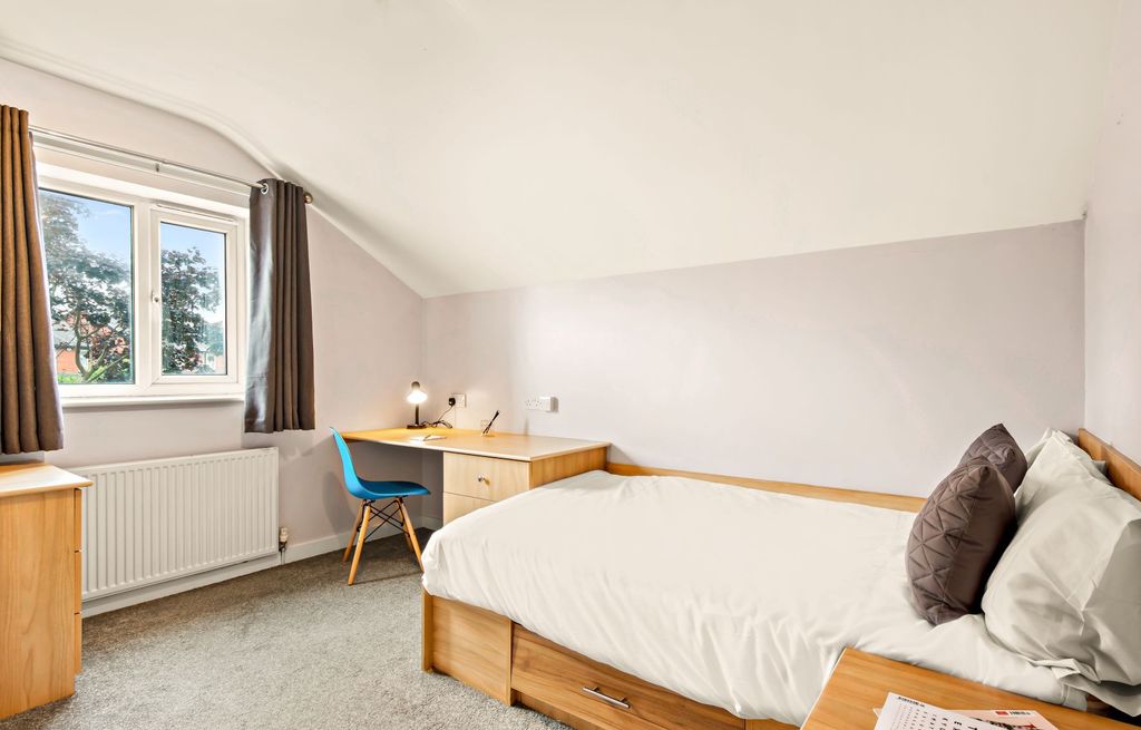 Additional image 8 of 8 bed shared accommodation to rentStanmore Crescent, Leeds LS4