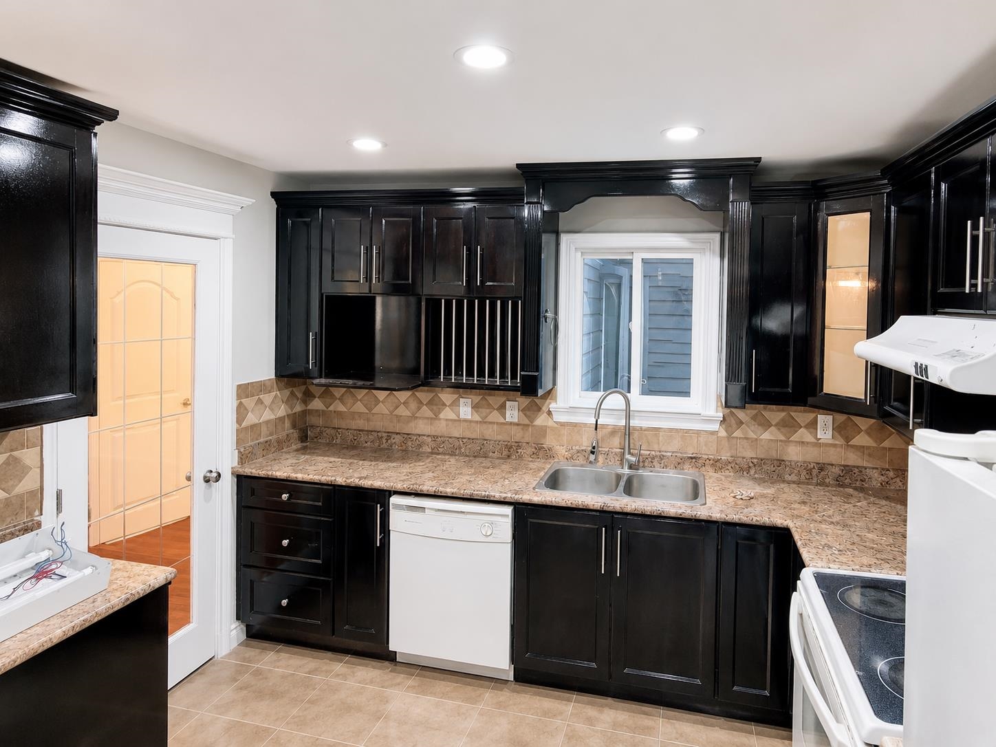 Additional image 6 of 14188 77 Avenue, Surrey, BC, V3W 6K9