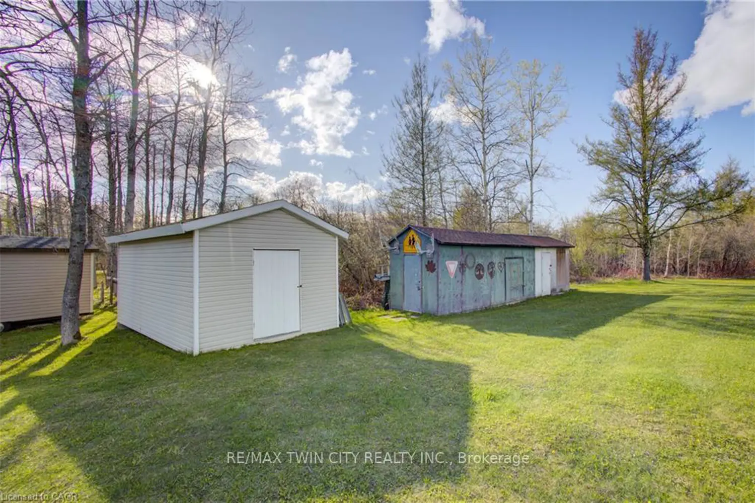 Additional image 11 of 375729 6Th Line