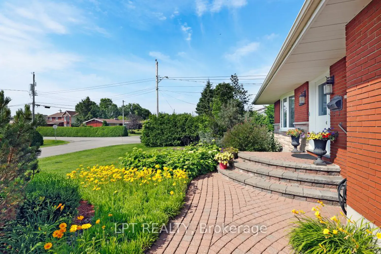 1773 St Barbara Street photo 2