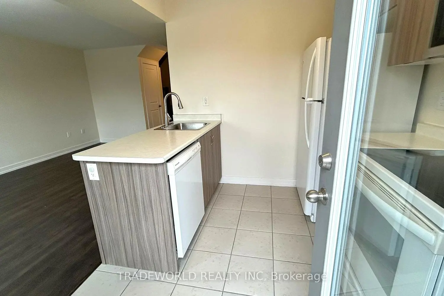 2355 Sheppard Avenue 231 photo 4