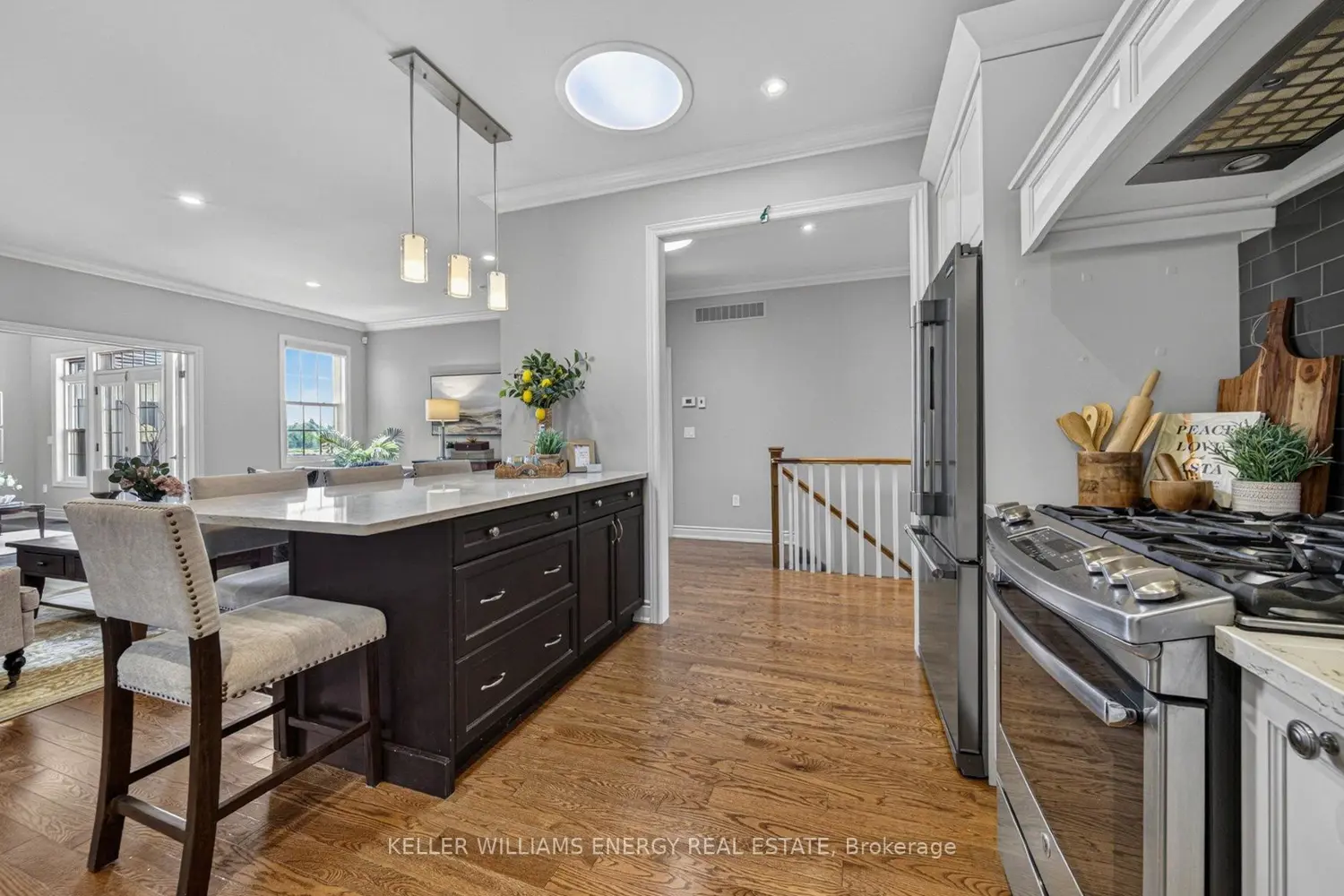 Additional image 9 of 821 Hudson Street