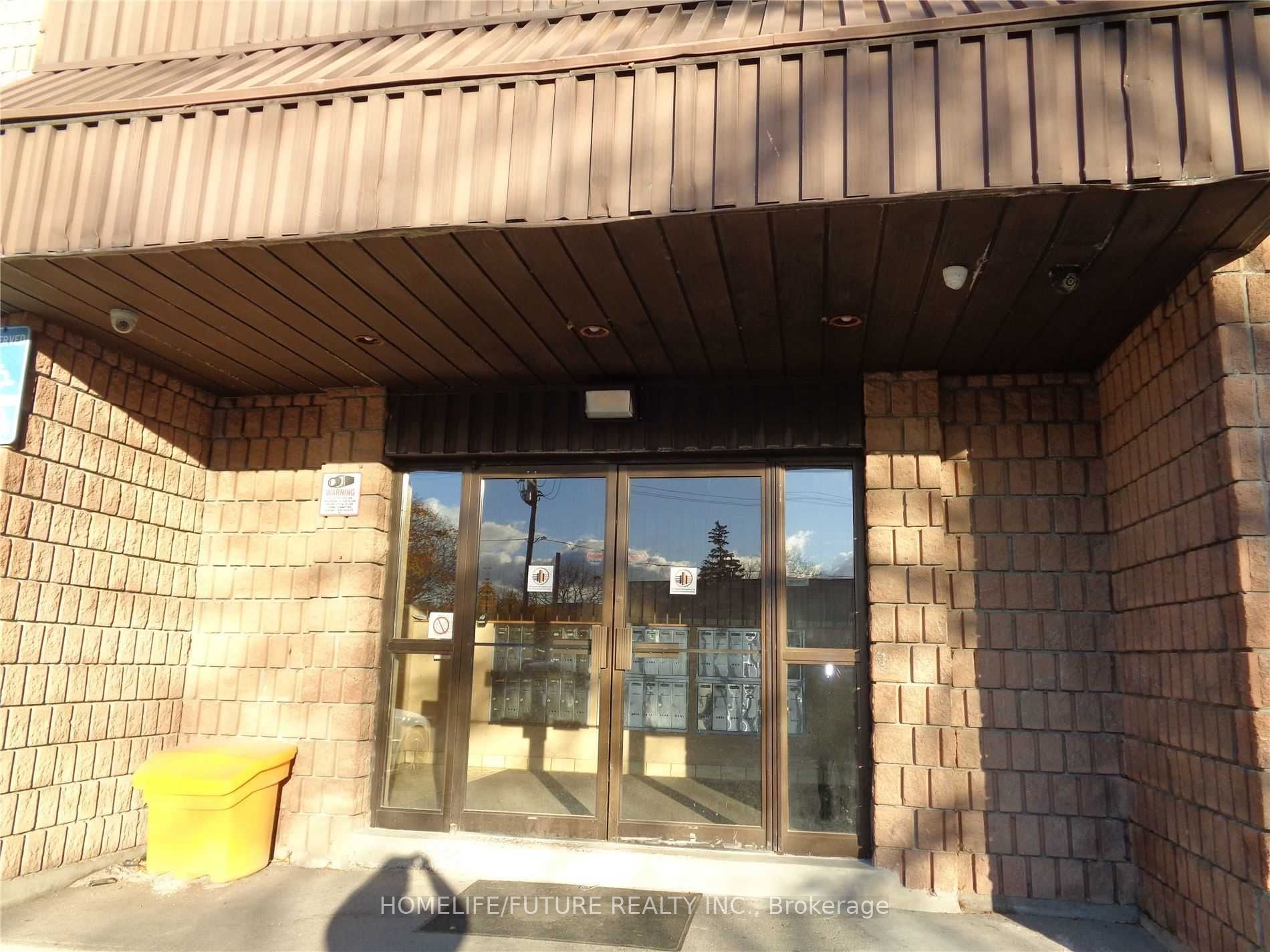 Additional image 2 of 203-560 Bloor Street E, Oshawa, ON, L1H 3N2