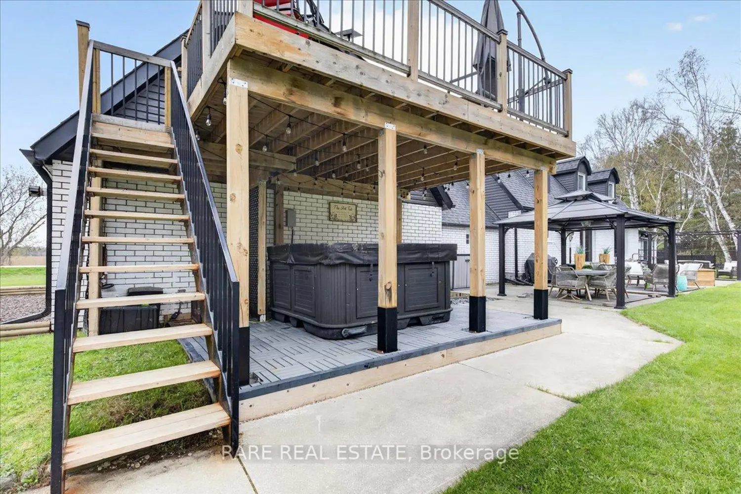 Additional image 14 of 2570 Creemore Avenue
