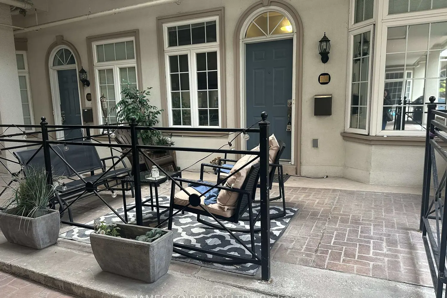 Additional image 3 of 71 Mccaul Street 113