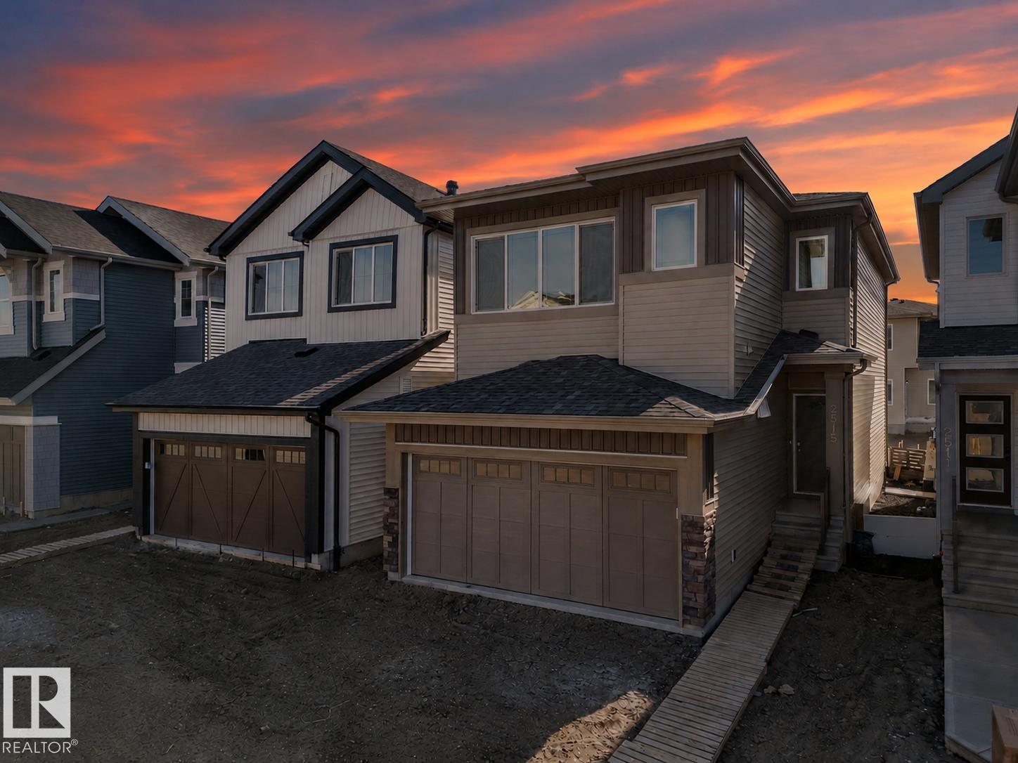 2515 211 Street NW, Edmonton, AB, T6M3H1