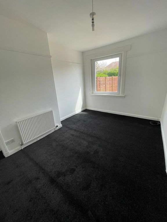 Additional image 11 of 3 bed flat to rentNorth Drive, Troon KA10