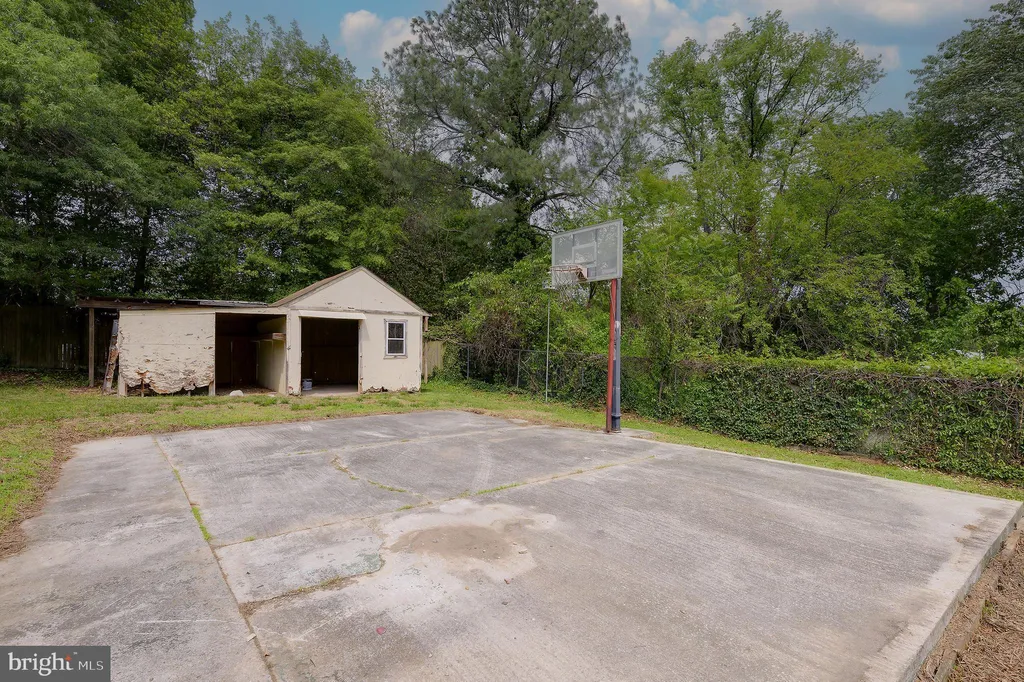 Additional image 28 of 4904 Delaware Street, College Park, MD 20740