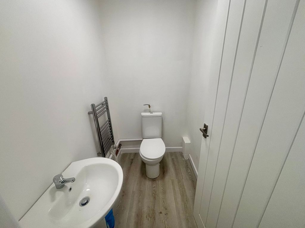 Additional image 11 of 2 bed flat to rentNolton Street, Bridgend CF31