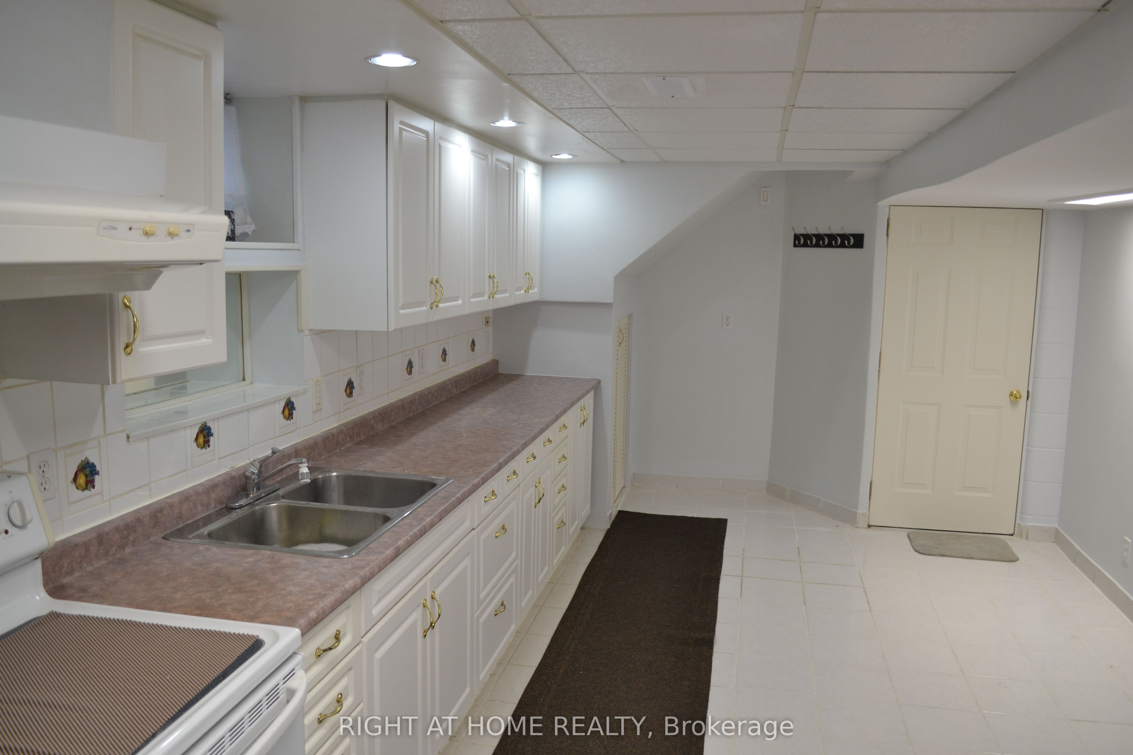 Additional image 4 of Basement-505 Mohawk Road W, Hamilton, ON, L9C 1X3