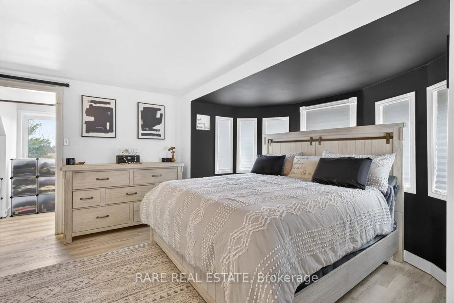 Additional image 7 of 2570 Creemore Avenue